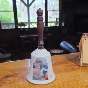 Gorham Fine China Collectible Yarnspinner Bell 1985 Norman RO KWELL